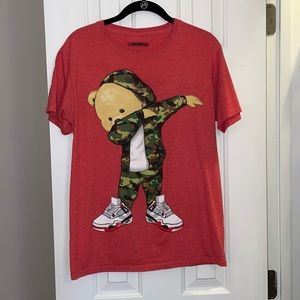 Camo teddy sneaker t-shirt
